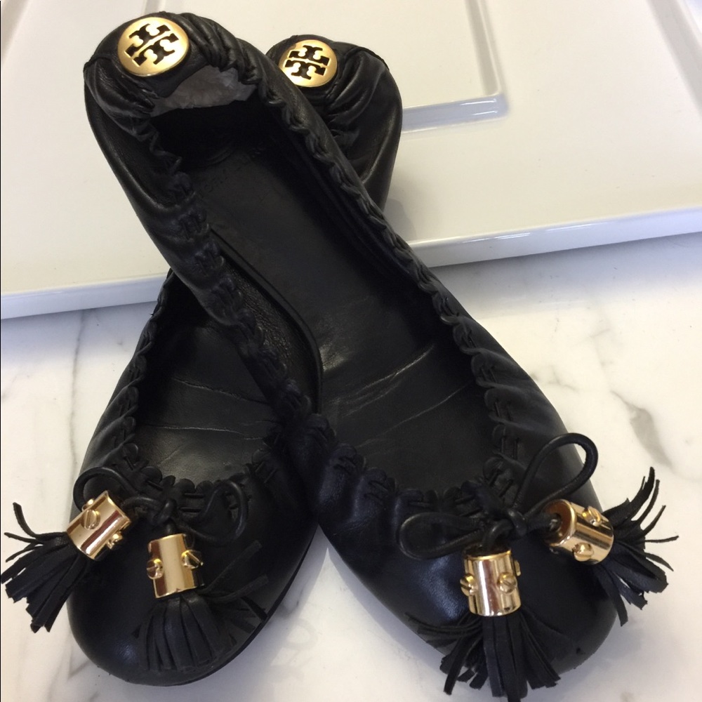 Tory Burch Reese Tassels Black Flat Shoes Size 7
